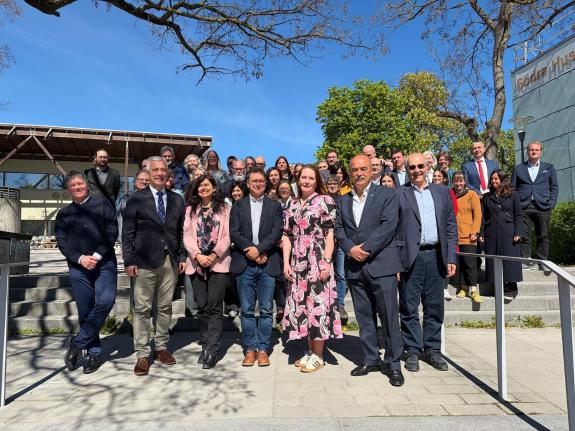 Imagen de la noticia:Valentín García pone en valor en Europa las medidas de la Xunta para dinamizar el uso y el prestigio del gallego