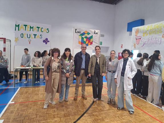 Imaxe da nova:A Xunta salienta o labor do club de ciencias do IES Antonio Fraguas para promover as vocacións STEM