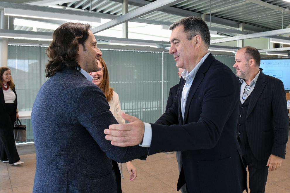 Imaxe 4 de 6 asociada á nova