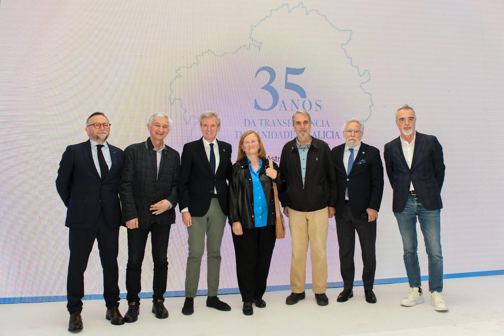 Imaxe 9 de 13 asociada á nova