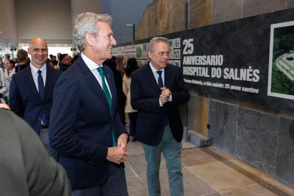 Imaxe da nova:Rueda pon ao Hospital do Salnés como exemplo do éxito do modelo comarcal na súa aposta pola 