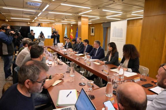 Imagen de la noticia:Lorenzana solicita al Gobierno que convoque los permisos de acceso y conexión de los parques eólicos vinculados a Alcoa