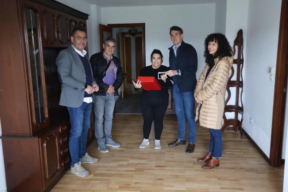 Imaxe da nova:La Xunta entrega cuatro viviendas de promoción pública en régimen de alquiler en Monforte de Lemos