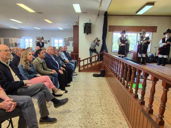 Imagen de la noticia:Martina Aneiros celebra en Mandiá el Día de las Letras Gallegas con un homenaje a Begoña Caamaño
