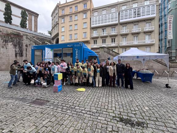 Imagen de la noticia:La Xunta lleva a A Coruña una nueva gincana del proyecto '¡Locaízate! en tu comercio local' para impulsar la implicación de ...