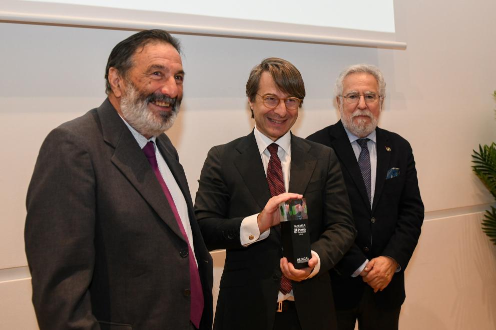 Imaxe 2 de 2 asociada á nova