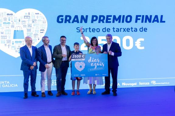 Imaxe da nova:A Xunta pon de relevo accións dinamizadoras como a campaña Días Azuis e os Bonos Activa Comercio para impulsar o consumo e as venda...