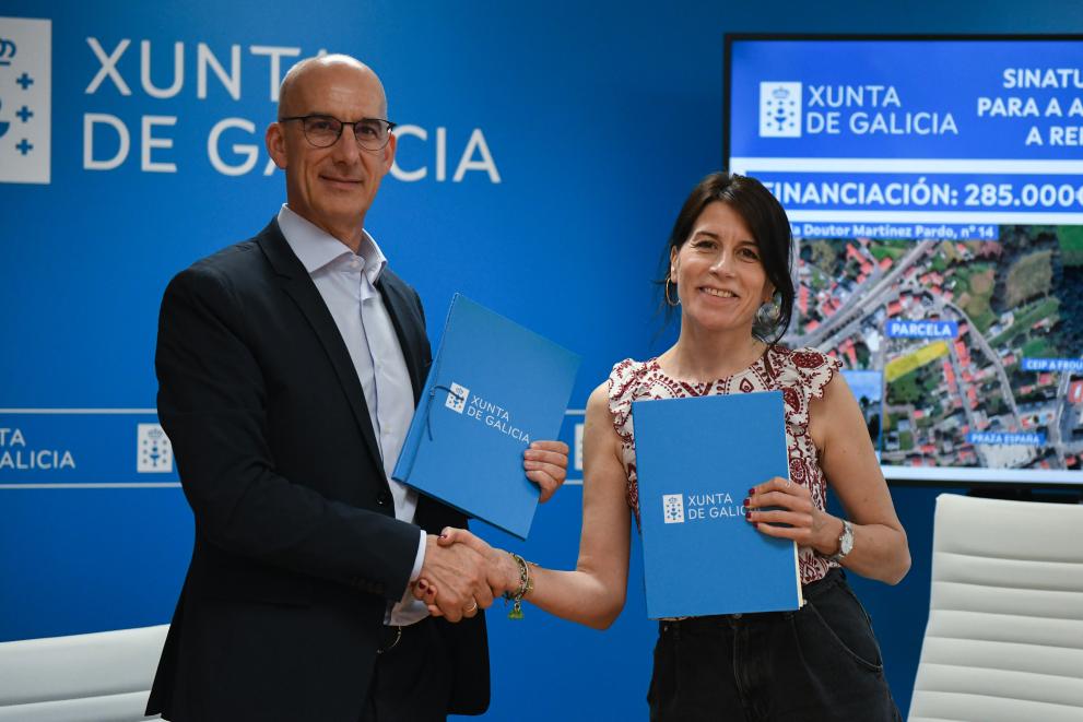 Imaxe 1 de 3 asociada á nova