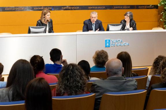 Imaxe da nova:Gómez Caamaño destaca o reforzo da inspección e a mellora na xestión das incapacidades temporais como avances no funcionamento do s...