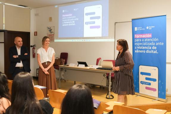 Imagen de la noticia:Fabiola García destaca que Galicia es pionera en ofrecer formación especializada en violencia de género digital al personal ...