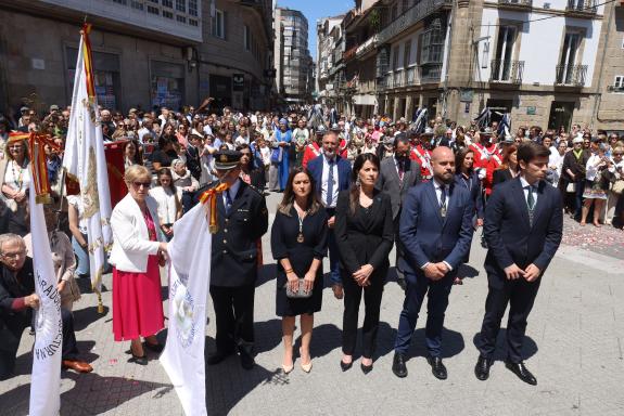 Imagen de la noticia:La conselleira María Martínez Allegue asiste a la celebración del Corpus Christi en Pontevedra