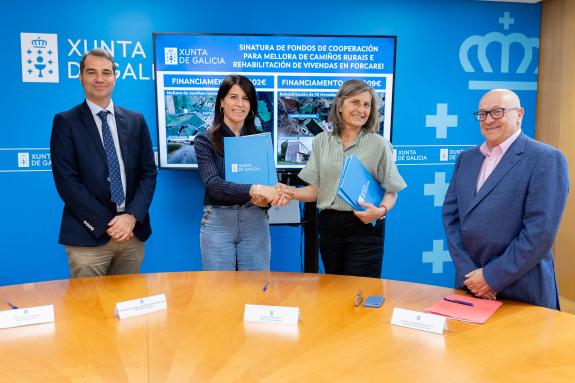 Imagen de la noticia:El Fondo de Cooperación de la Xunta facilita al Ayuntamiento de Forcarei la mejora de los caminos rurales en Alende y Muras ...