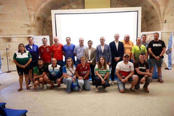 Imagen de la noticia:La Xunta destaca la vinculación de la Liga Gallega de Traineras con la tradición marinera de Galicia