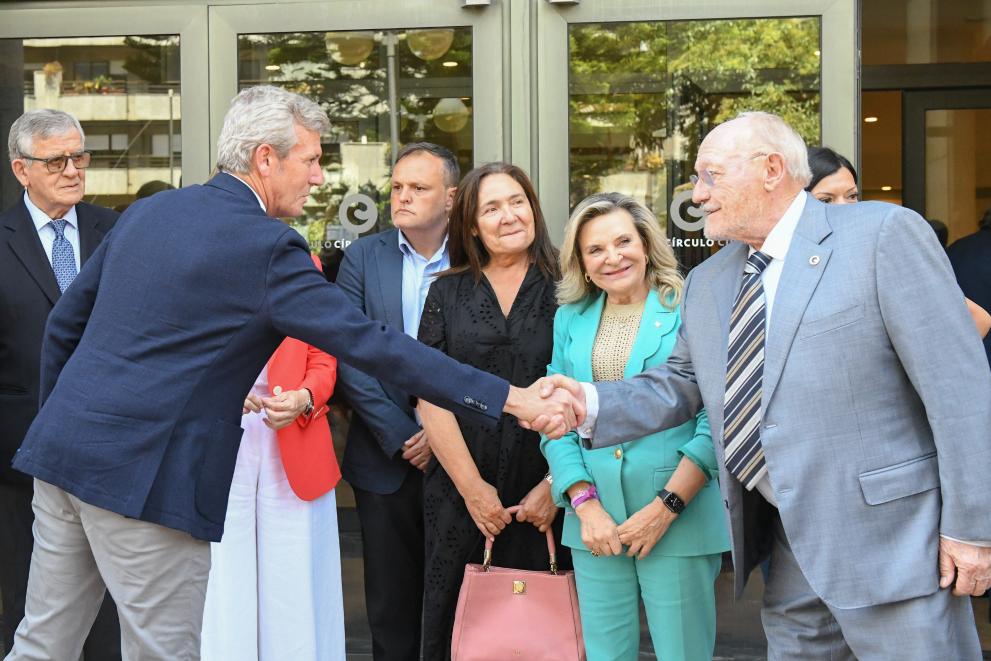 Imaxe 2 de 12 asociada á nova