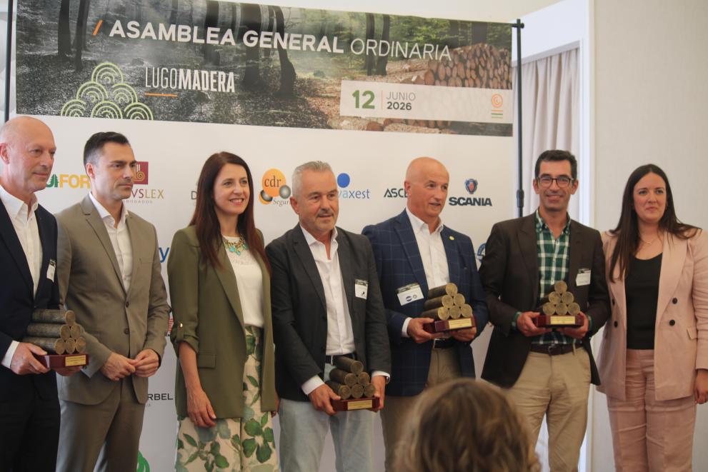 Imaxe 1 de 2 asociada á nova
