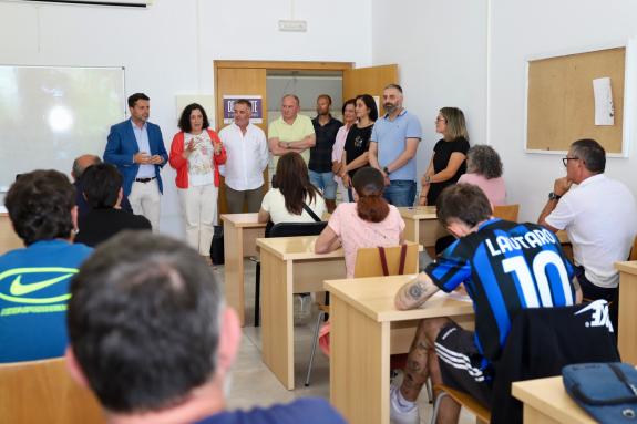 Imaxe da nova:Belén do Campo destaca o investimento de 467.000€ na V edición do obradoiro de emprego de Boiro no que se formarán 20 persoas desem...