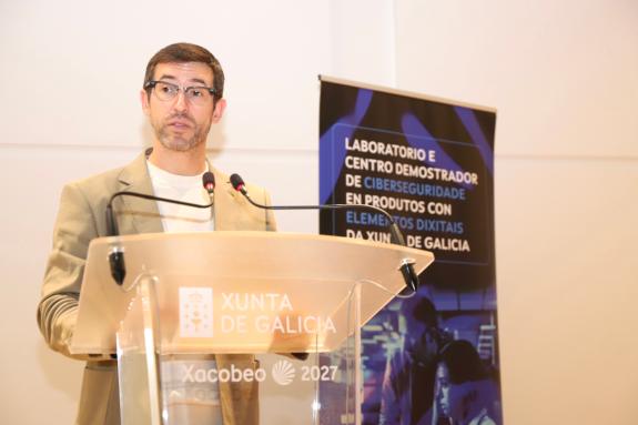 Imaxe da nova:O director da Amtega destaca a importancia da especialización tecnolóxica e a soberanía dixital no desenvolvemento económico e soci...