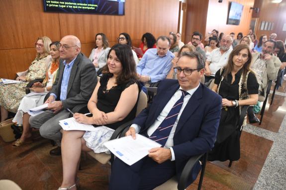 Imaxe da nova:A Xunta participa na xornada sobre ‘Os dereitos fundamentais das persoas con discapacidade’ celebrada en Santiago