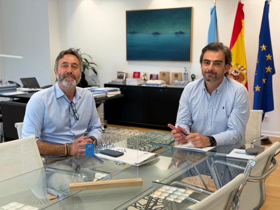 Imagen de la noticia:Diego Calvo reúnese co alcalde de Vilasantar para avaliar as principais necesidades do municipio