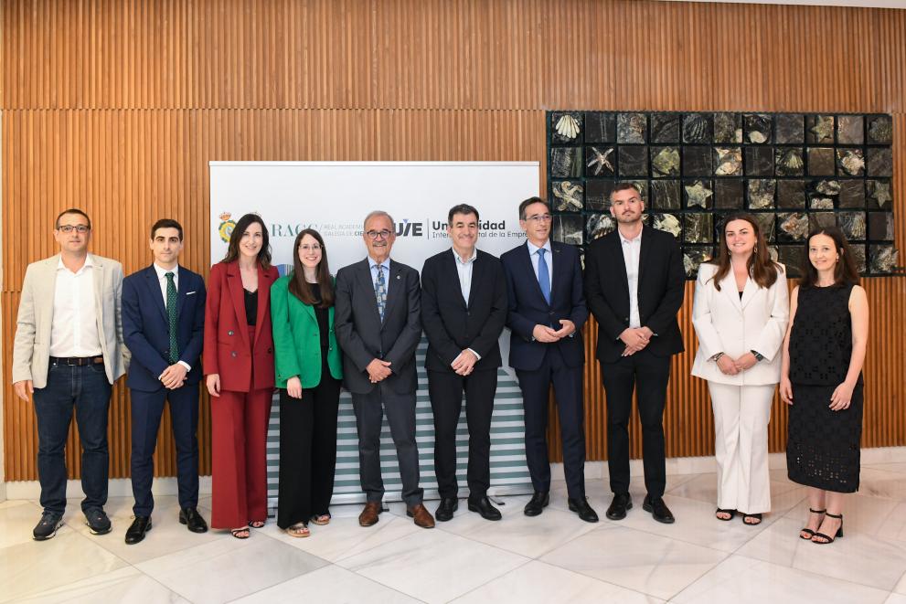 Imaxe 4 de 6 asociada á nova