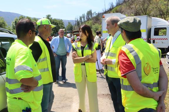 Imagen de la noticia:A  Xunta traballa para reparar os danos causados polas choivas no pontón da OU-533 en Viana do Bolo