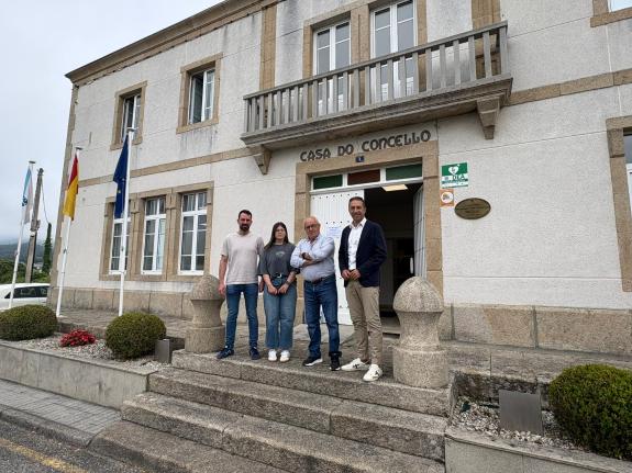 Imaxe da nova:O delegado da Xunta en Lugo aborda co alcalde do Valadouro diversos proxectos de interese municipal