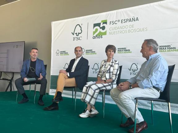 Imaxe da nova:A Xunta destaca que Galicia afianza o seu liderado nacional ao concentrar máis da metade da madeira aproveitada en España