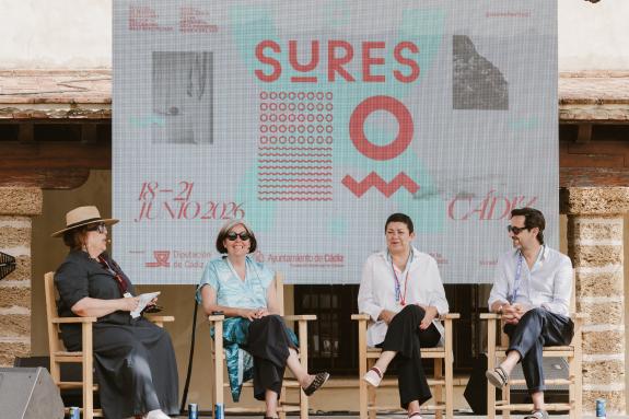 Imagen de la noticia:La Xunta presenta en Cádiz su estrategia de impulso a Artesanía de Galicia en el marco del Festival Sures
