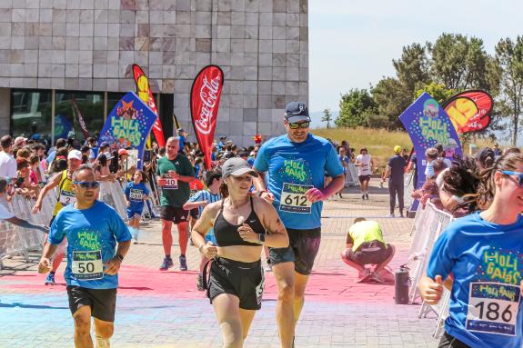 Imaxe da nova:A Xunta reúne un milleiro de persoas nunha nova edición da Holi Gaiás