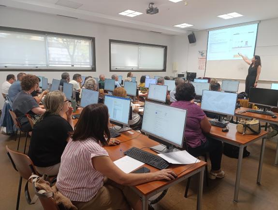 Imaxe da nova:A Xunta acolle un curso de formación de carácter nacional dedicado ao control da venda de alimentos por internet