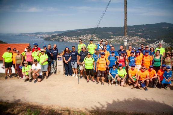 Imaxe da nova:O Camiño da Costa celebra os seus datos de récord cunha etapa popular con máis de 200 participantes entre Vigo e Redondela