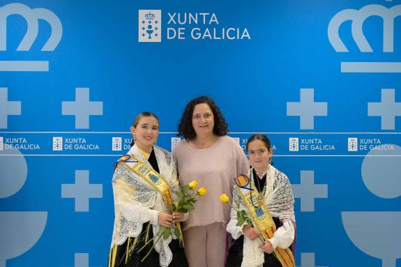 Imaxe da nova:Belén do Campo recibe ás meigas de San Xoán e pon en valor o seu papel como protagonistas da festa grande da Coruña