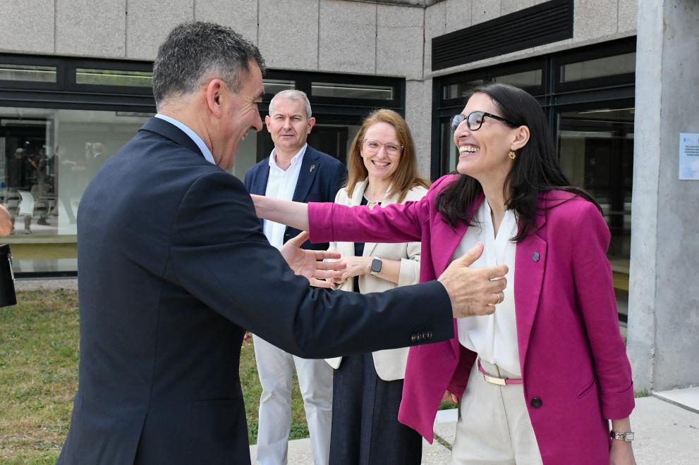 Imaxe 4 de 4 asociada á nova