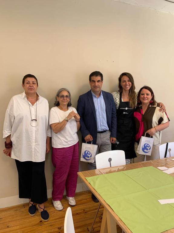 Imaxe da nova:A Xunta continúa en Ribadavia coa programación de obradoiros artesanais dentro do proxecto Vilas Vivas