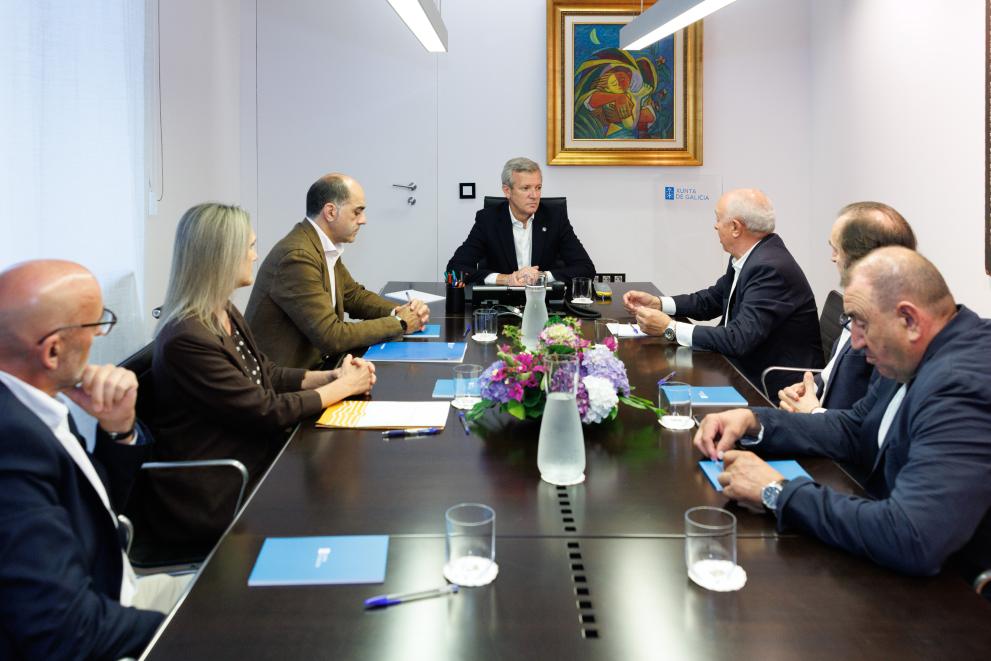 Imaxe 1 de 2 asociada á nova