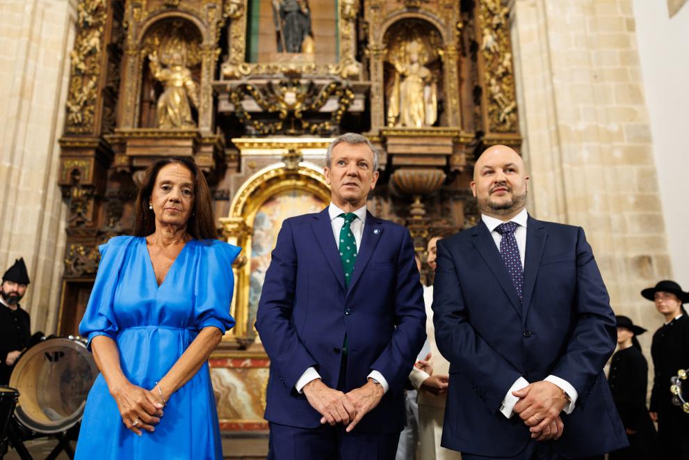 Imaxe 12 de 43 asociada á nova