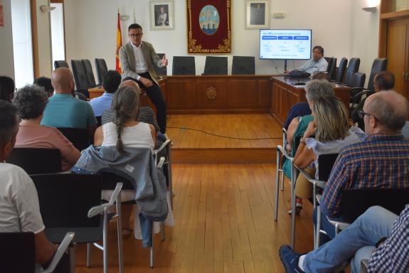 Imaxe da nova:A Xunta anima aos concellos do Ribeiro a fixar poboación a través das axudas para rehabilitar vivendas destinadas a persoas traball...