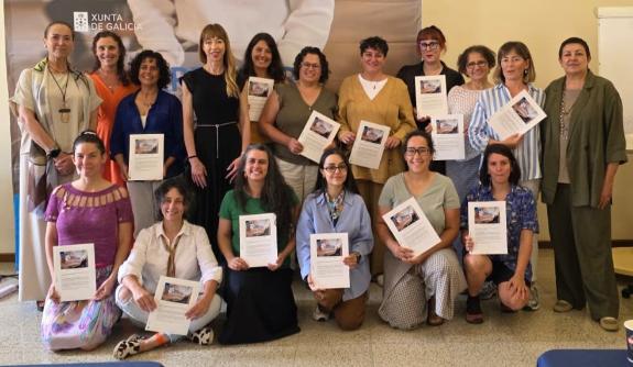 Imaxe da nova:A Xunta impulsa a profesionalización de 12 mulleres artesás do rural cunha mentoría personalizada