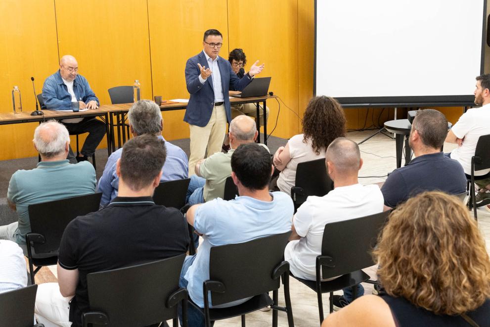 Imaxe 1 de 2 asociada á nova