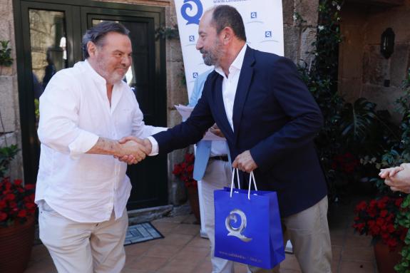 Imaxe da nova:Un total de 48 bandeiras ‘Q’ e ‘S’ ondearán este verán nas praias e portos galegos acreditando a aposta de Galicia pola calidade e ...