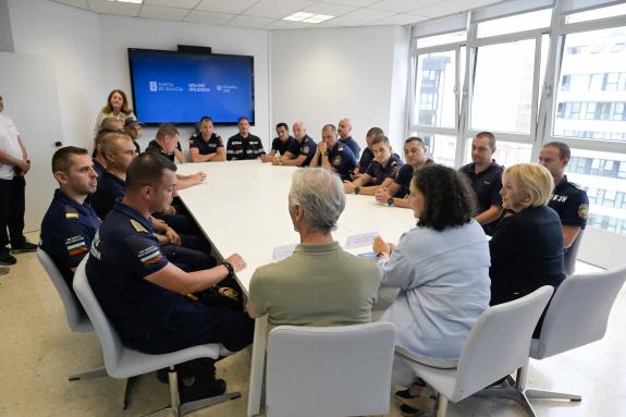 Imaxe da nova:Belén do Campo recibe aos 20 primeiros bombeiros forestais de Bulgaria que participan en Galicia nun programa europeo  fronte aos i...