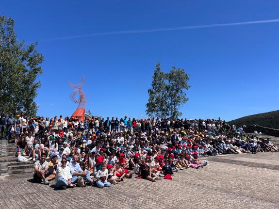 Imaxe da nova:A Xunta acredita a 8.000 alumnos como guías escolares da eclipse tras superar a formación obrigatoria e completar diversas activida...