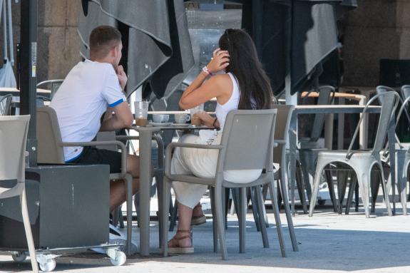 Imaxe da nova:Rueda resalta que a Xunta facilitará o coñecemento das prohibicións de consumo de alcohol, bebidas enerxéticas, tabaco e cigarros e...