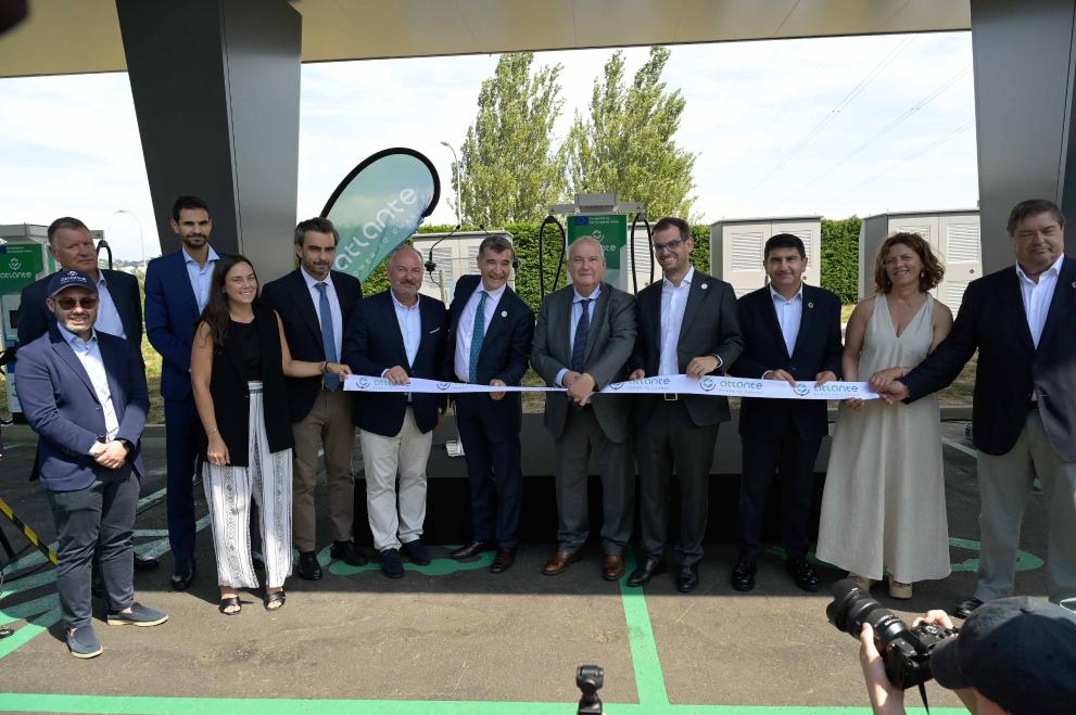 Imaxe 1 de 3 asociada á nova