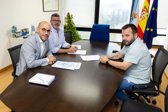 Imaxe da nova:Mar aborda coa Confraría de Ferrol liñas de traballo conxuntas para reforzar a actividade pesqueira