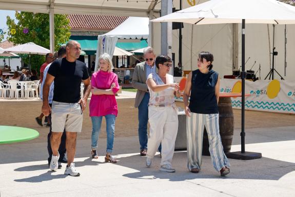Imagen de la noticia:Lorenzana ensalza el valor económico y turístico de la Feria del Vino de O Rosal