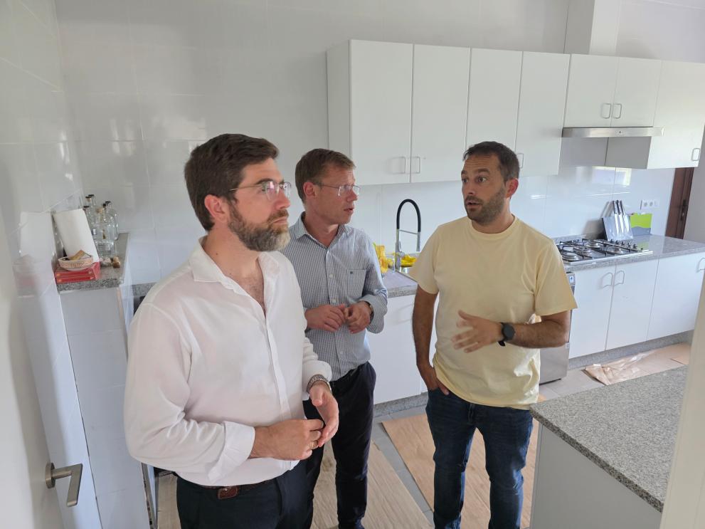 Imaxe 1 de 3 asociada á nova