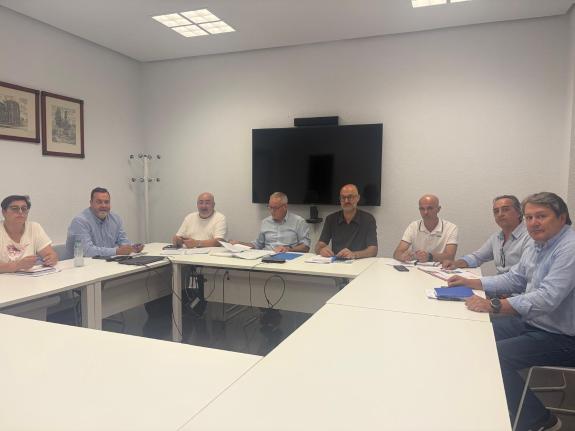 Imaxe da nova:Medio Rural reitera a necesidade de permitir a aplicación de tratamentos fitosanitarios específicos con dron