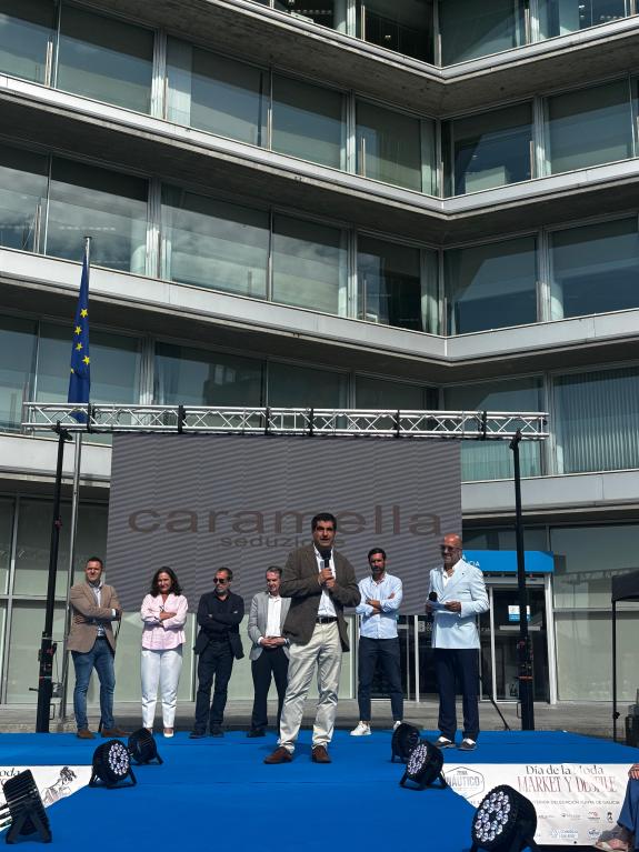 Imaxe da nova:A Xunta salienta en Vigo o papel dos centros comerciais abertos na dinamización do comercio local