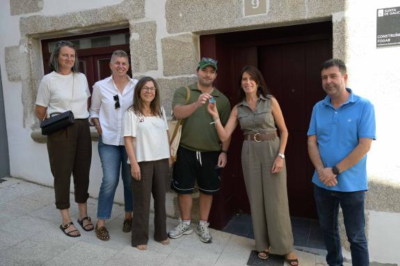 Imaxe da nova:A Xunta entrega en alugueiro unha nova vivenda pública no centro histórico de Betanzos, froito dunha rehabilitación do Plan Rexurbe